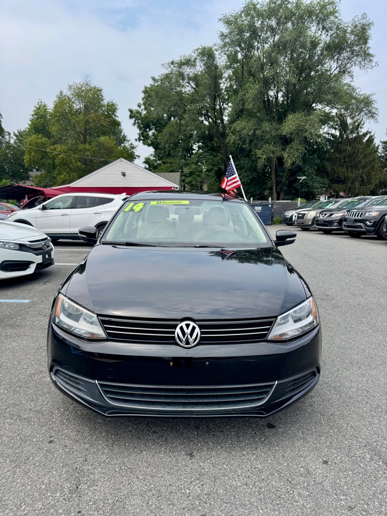 Photo 3 of this VOLKSWAGEN JETTA