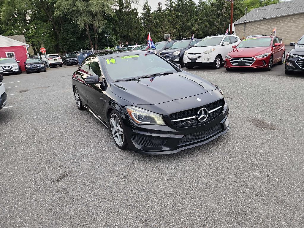 Photo 2 of this MERCEDES-BENZ CLA