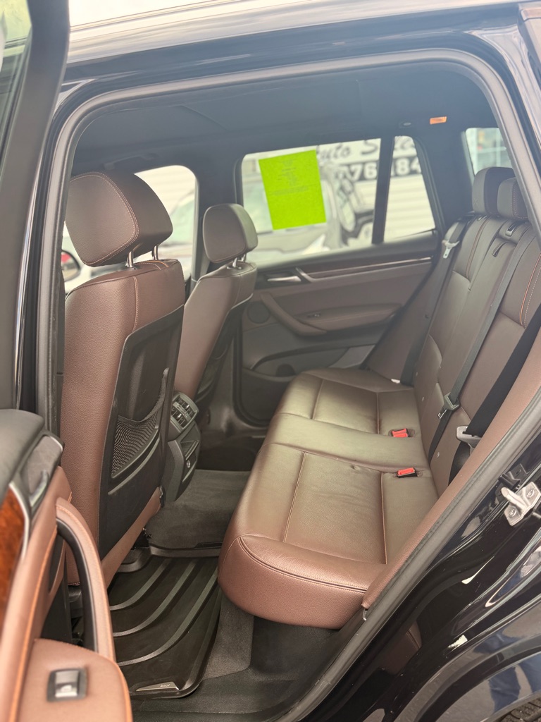 Photo 8 of this BMW X3