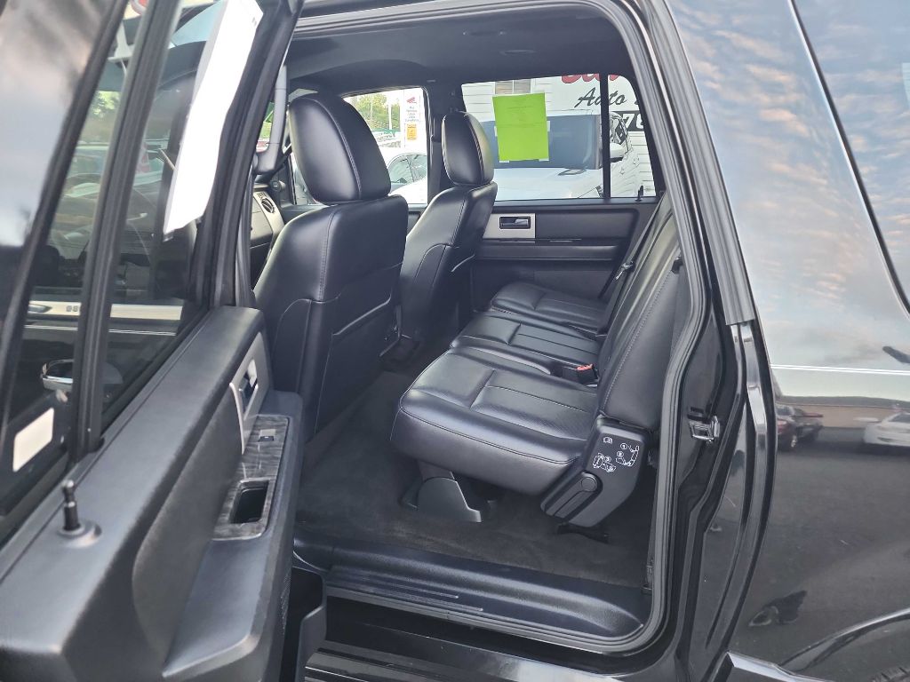 Photo 12 of this FORD EXPEDITION
