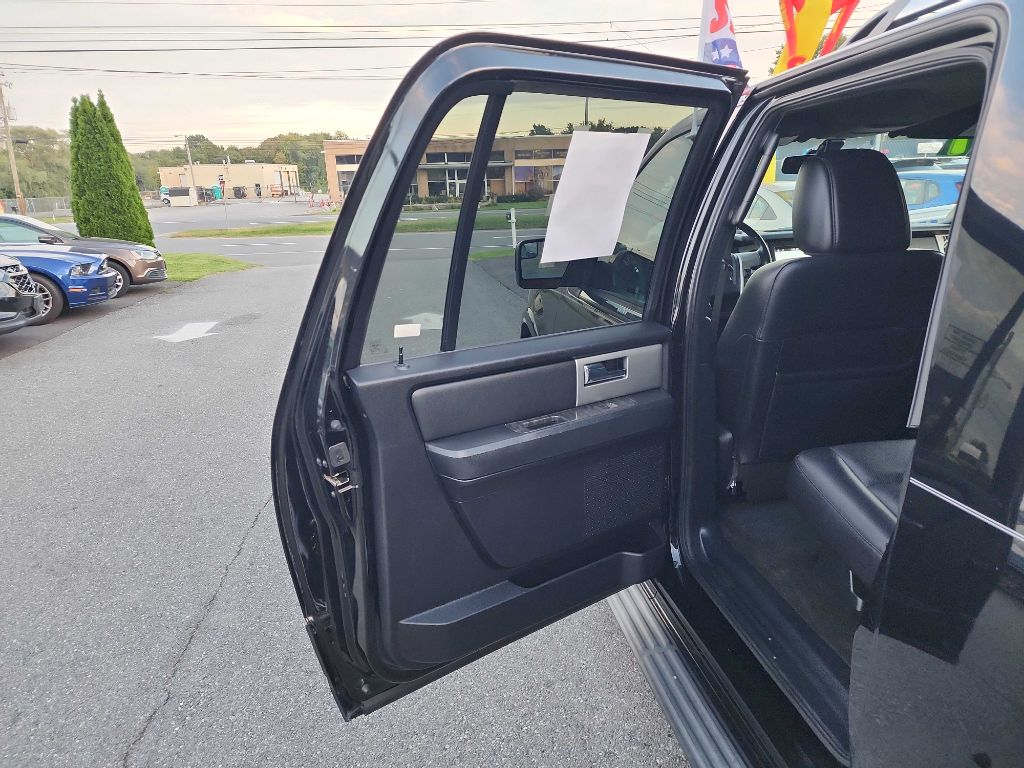 Photo 11 of this FORD EXPEDITION