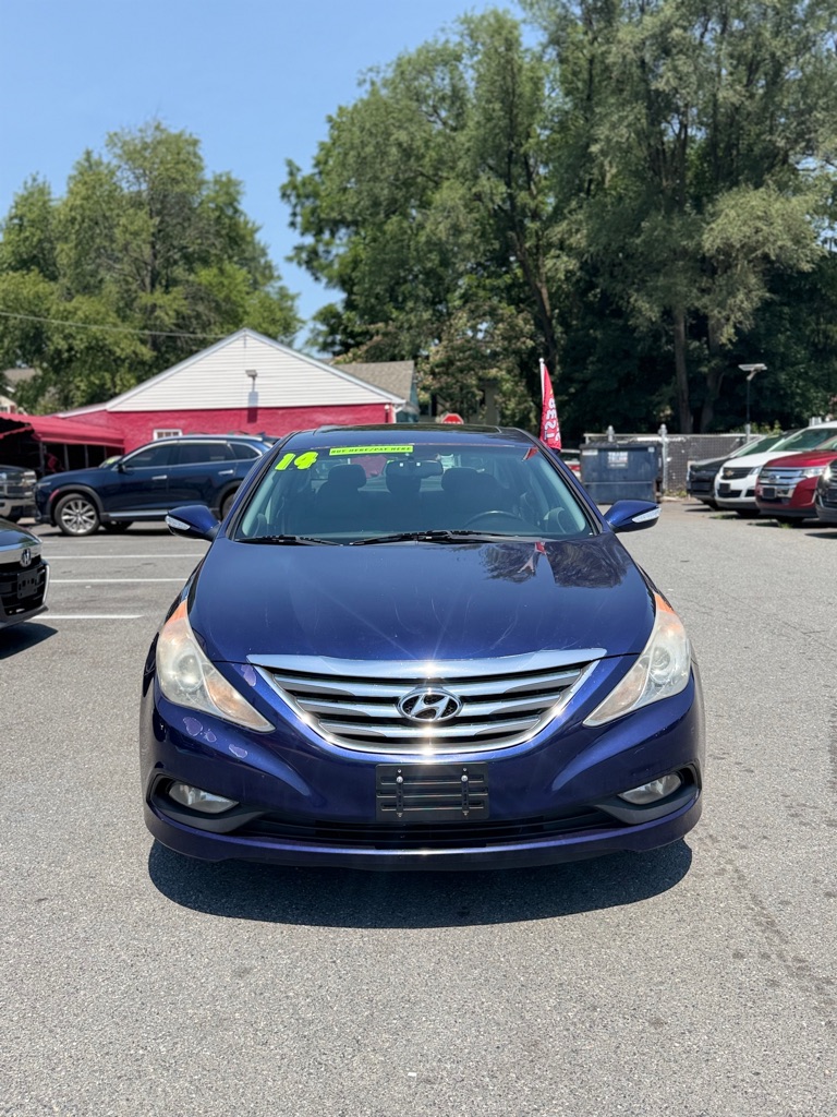 Photo 2 of this HYUNDAI SONATA