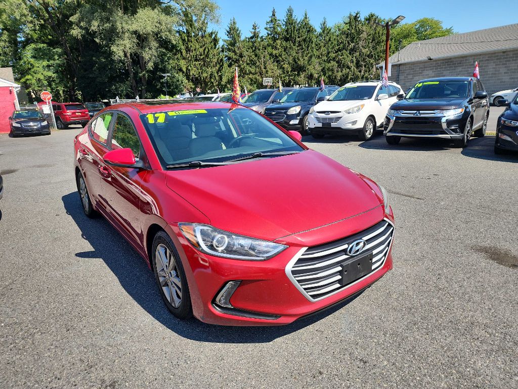 Photo 4 of this HYUNDAI ELANTRA