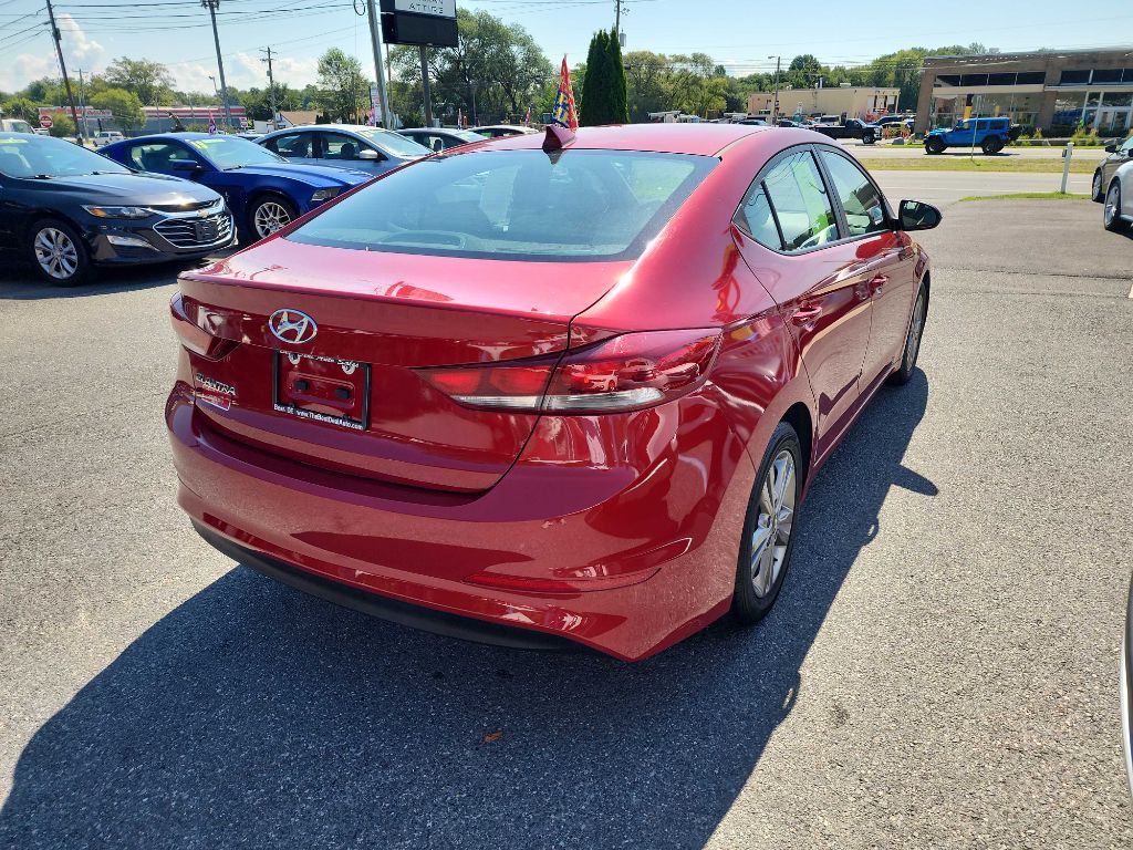 Photo 6 of this HYUNDAI ELANTRA
