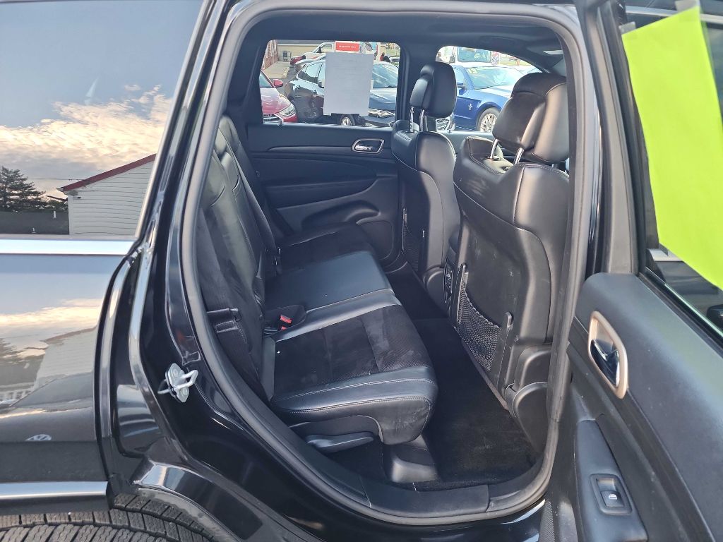 Photo 14 of this JEEP GRAND CHEROKEE