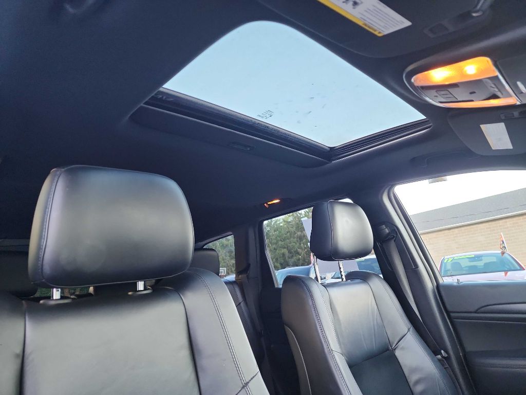 Photo 15 of this JEEP GRAND CHEROKEE