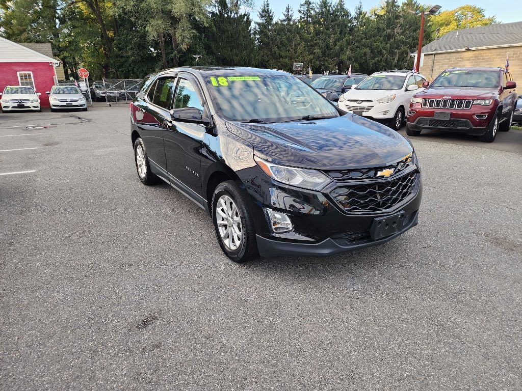 Photo 2 of this CHEVROLET EQUINOX