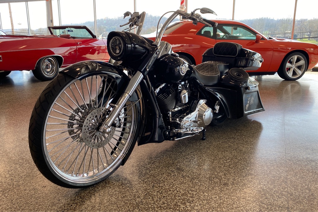 2005 HARLEY ROAD KING
