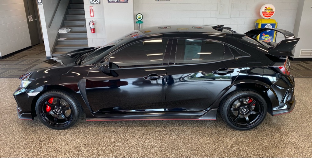 Photo 8 of this HONDA CIVIC