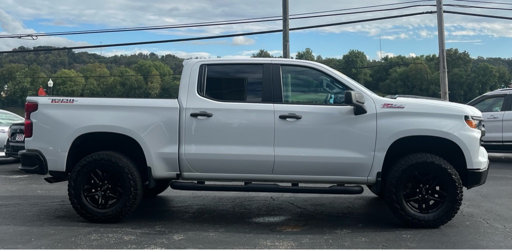 Photo 4 of this CHEVROLET SILVERADO 1500
