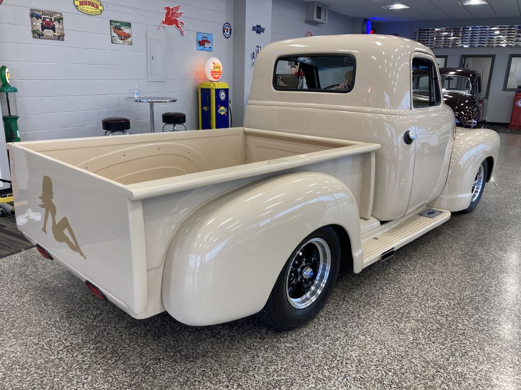 Photo 5 of this CHEVROLET TRUCK