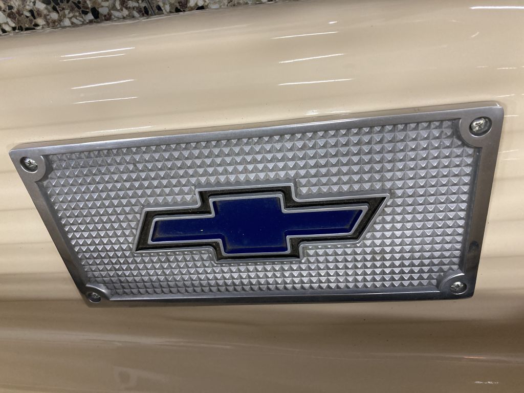 Photo 15 of this CHEVROLET TRUCK