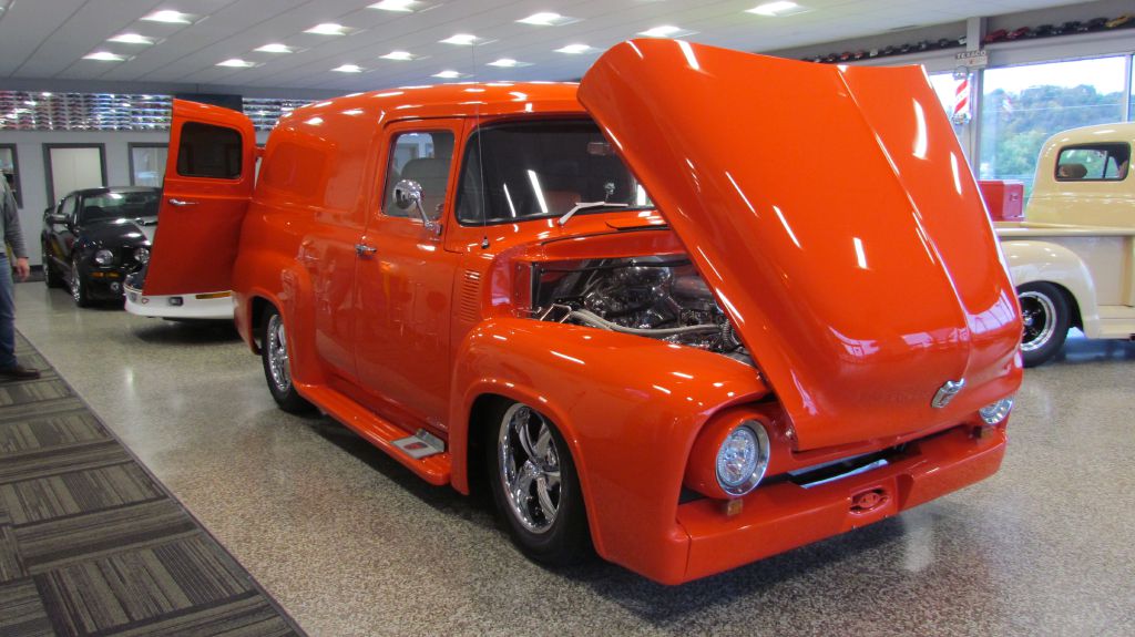 Photo 8 of this FORD PANEL VAN