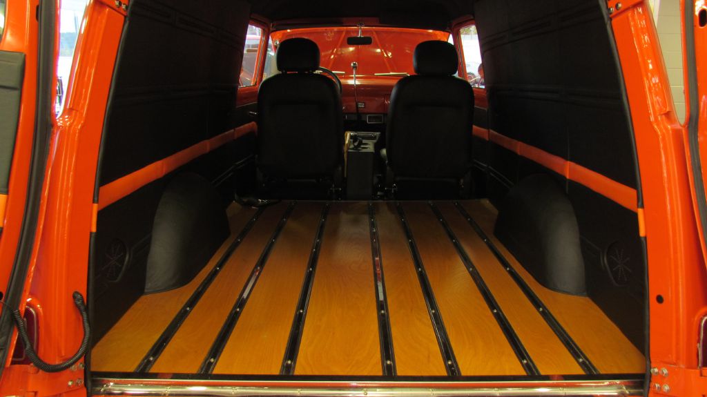 Photo 10 of this FORD PANEL VAN