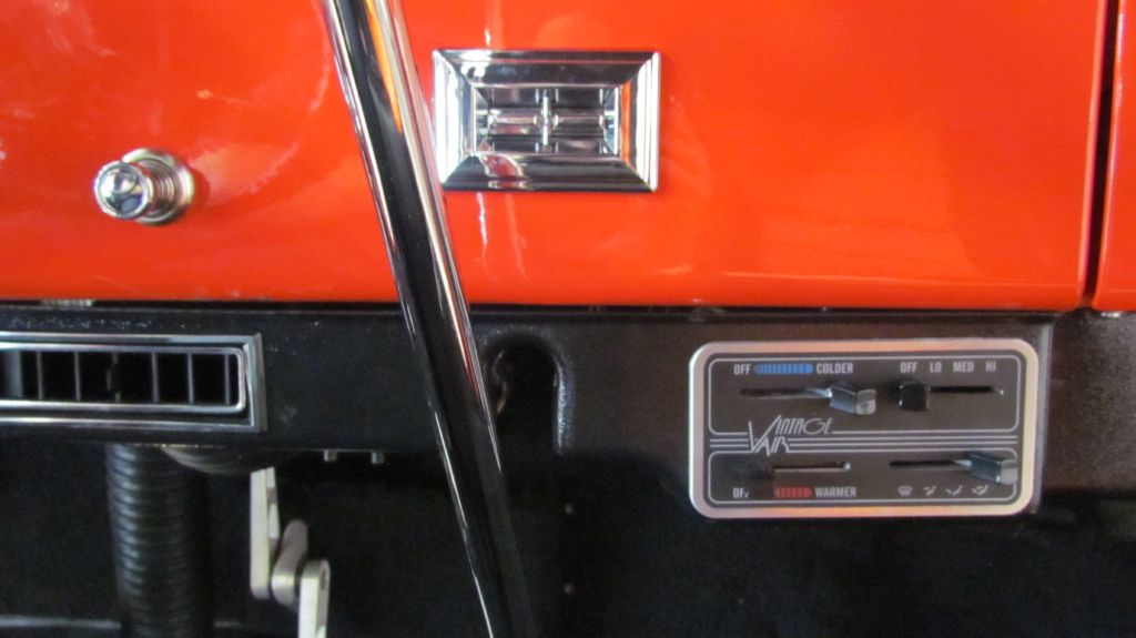 Photo 20 of this FORD PANEL VAN