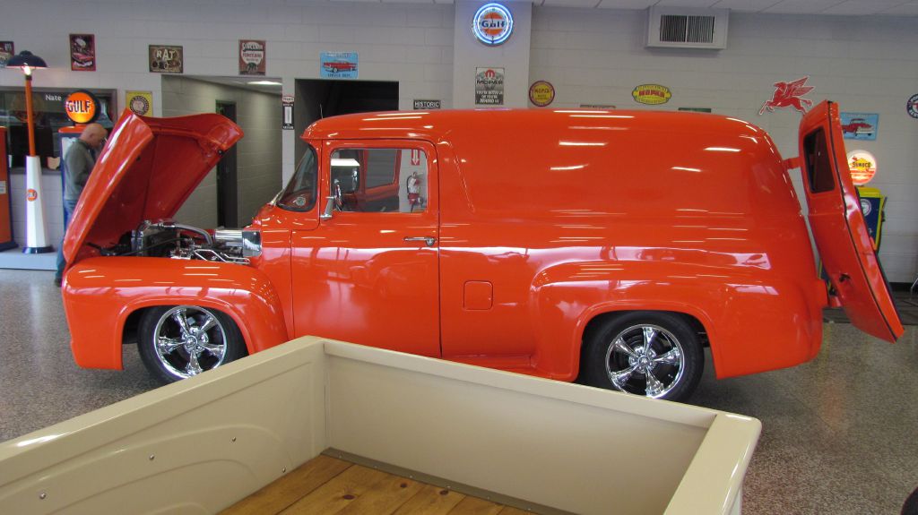 Photo 21 of this FORD PANEL VAN