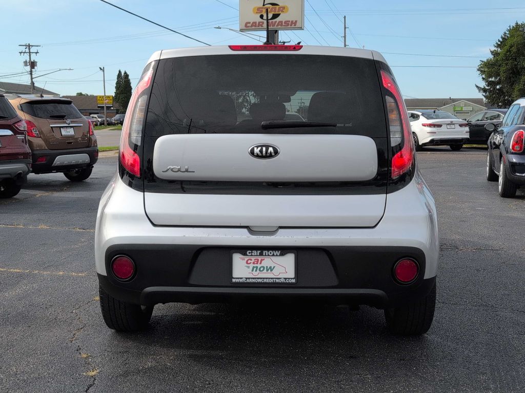 Photo 12 of this KIA SOUL