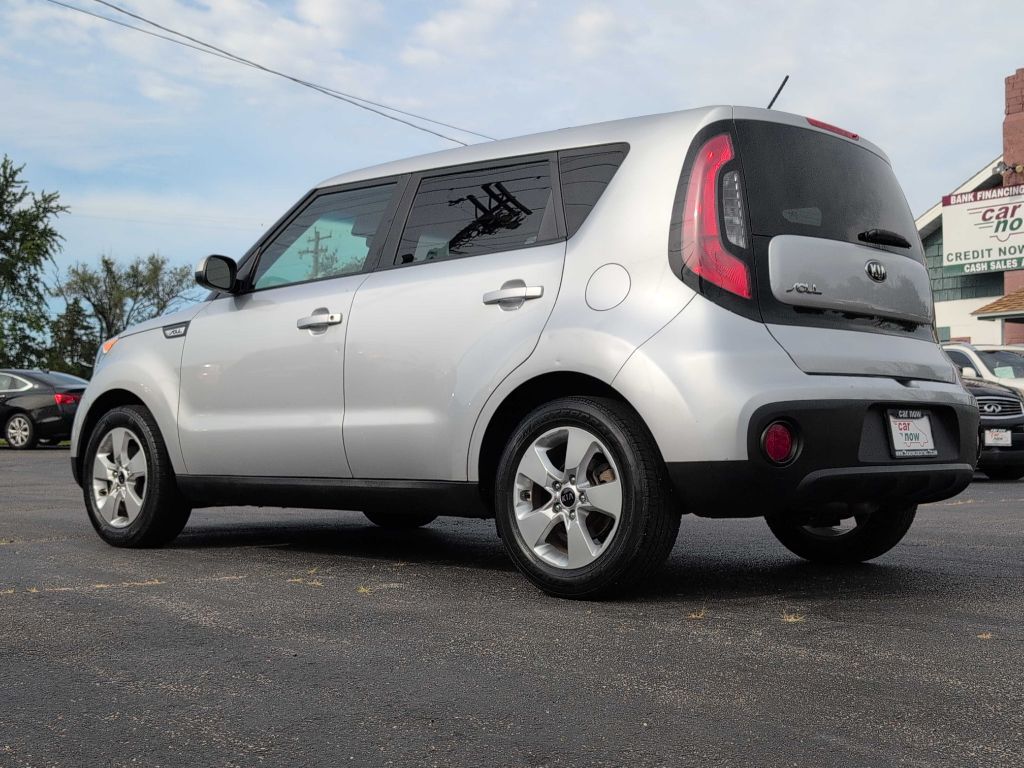 Photo 15 of this KIA SOUL