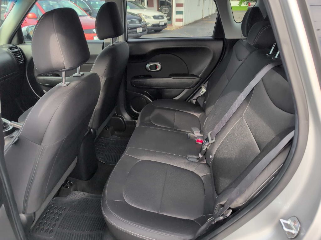 Photo 27 of this KIA SOUL
