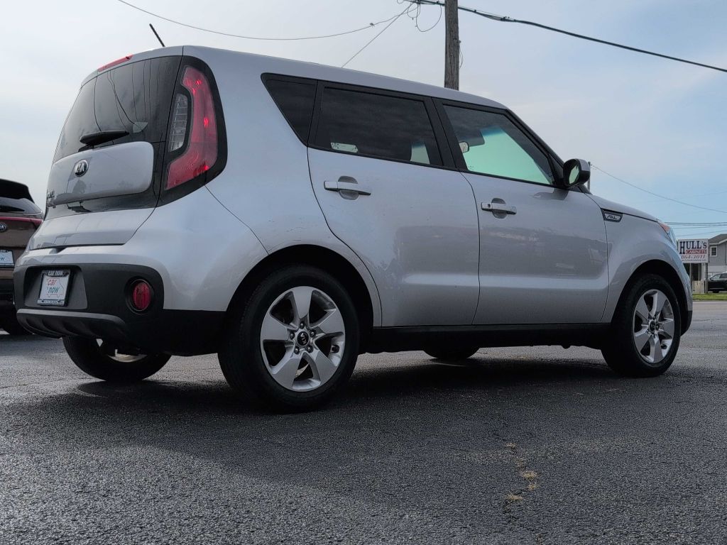 Photo 9 of this KIA SOUL