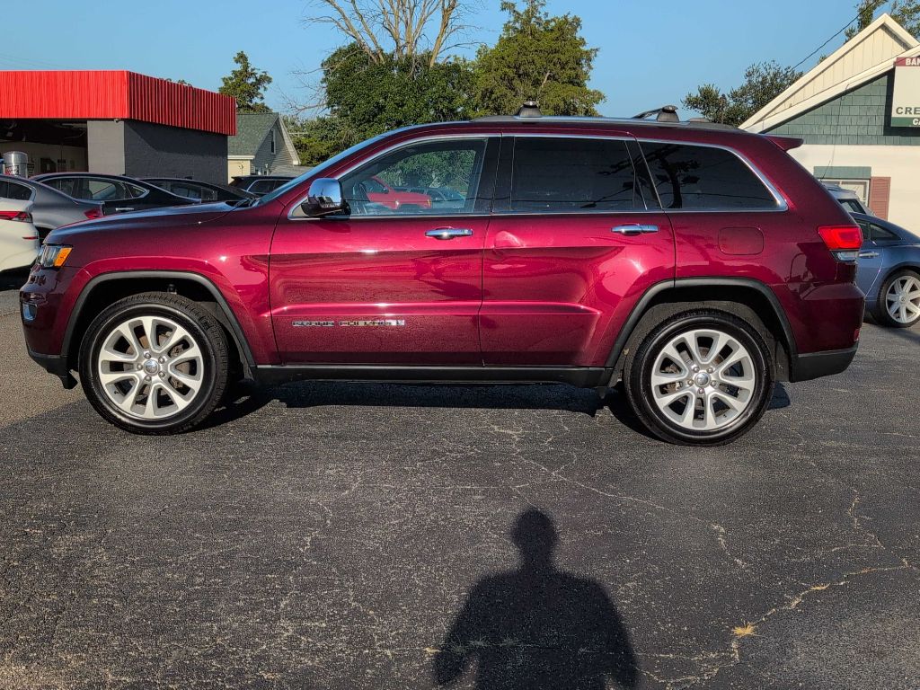 Photo 17 of this JEEP GRAND CHEROKEE