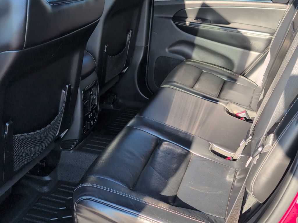 Photo 27 of this JEEP GRAND CHEROKEE