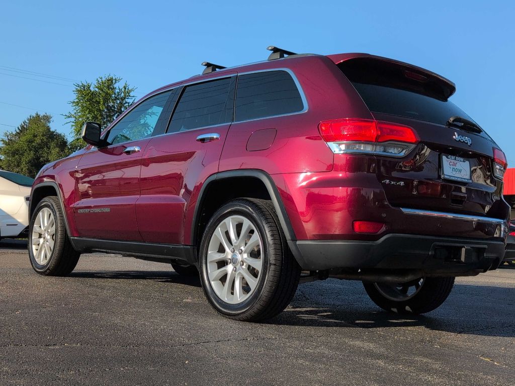 Photo 15 of this JEEP GRAND CHEROKEE