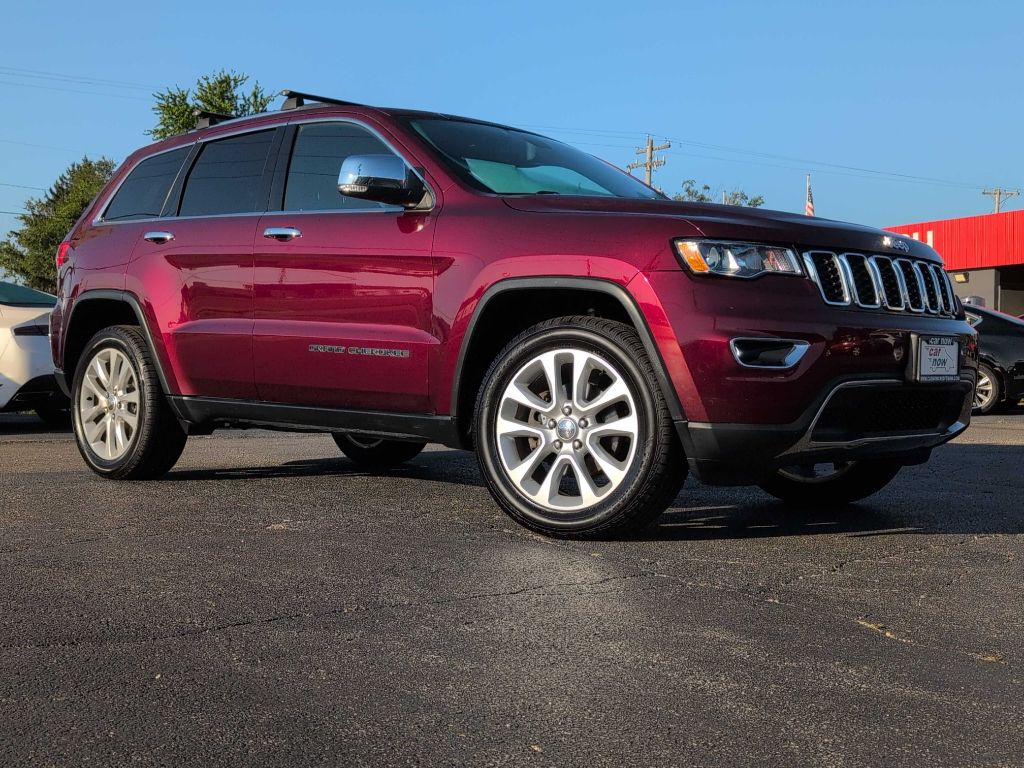 Photo 3 of this JEEP GRAND CHEROKEE