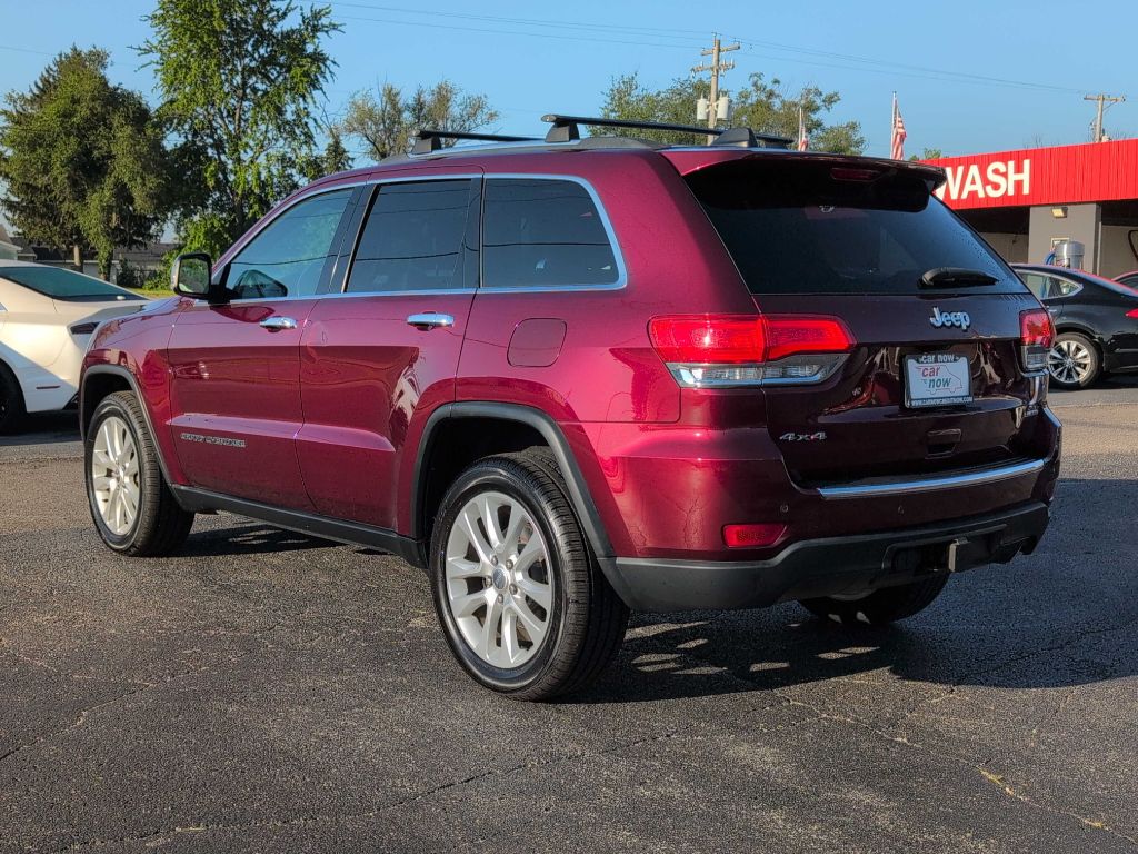 Photo 14 of this JEEP GRAND CHEROKEE
