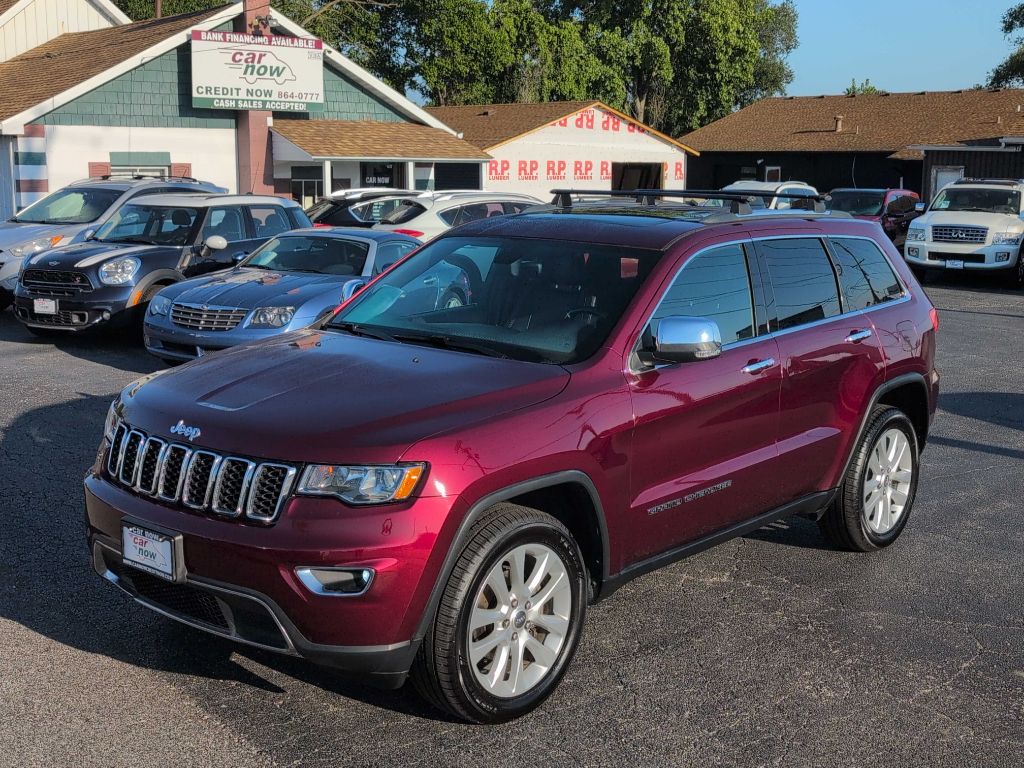 Photo 18 of this JEEP GRAND CHEROKEE