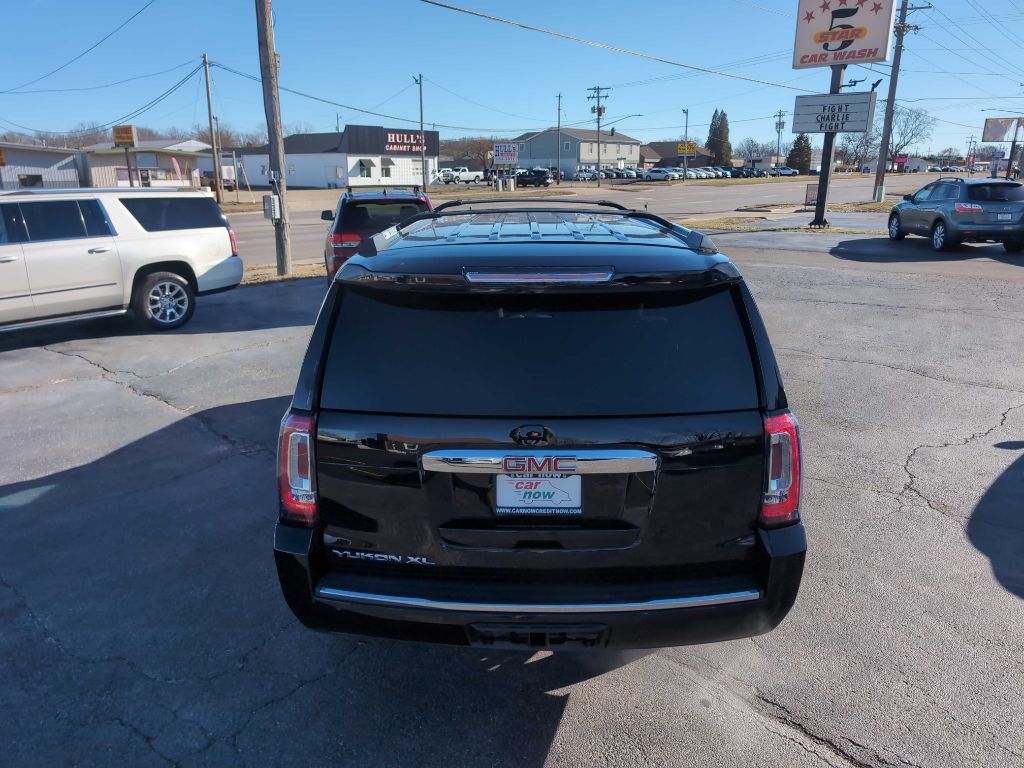Photo 12 of this GMC YUKON XL