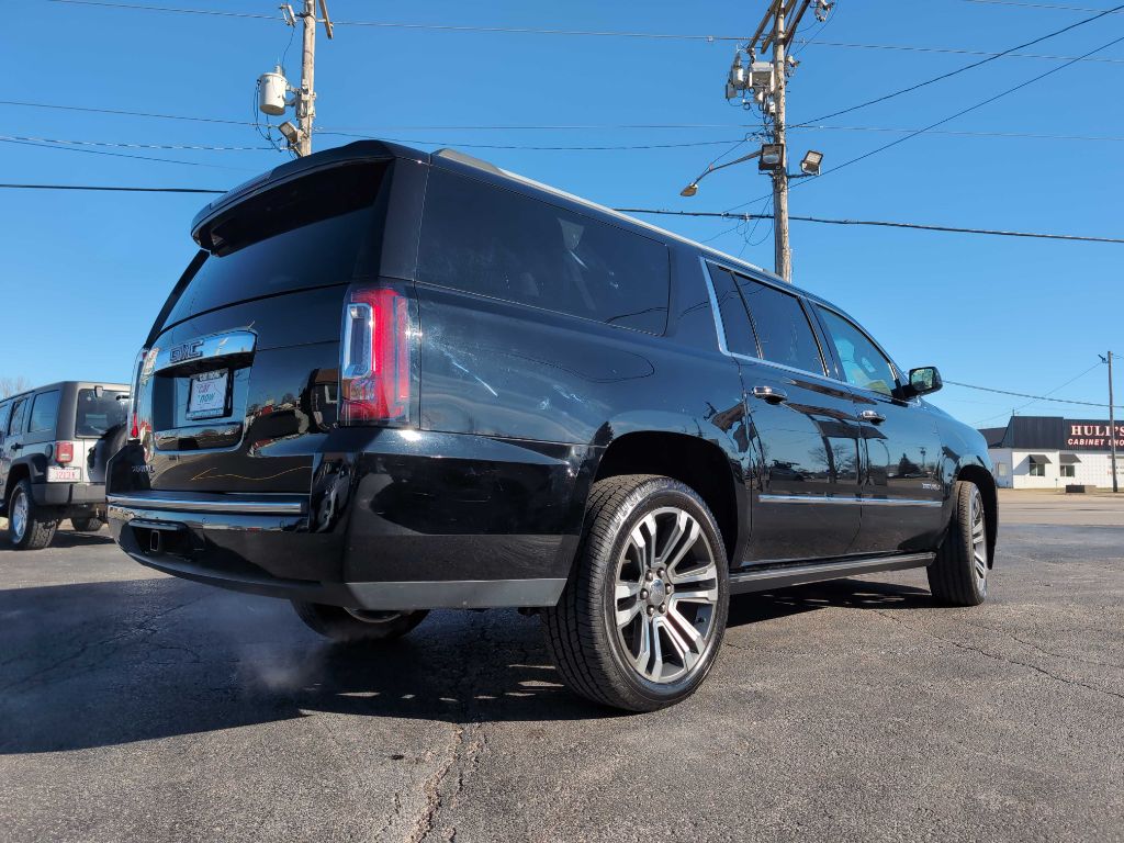 Photo 9 of this GMC YUKON XL