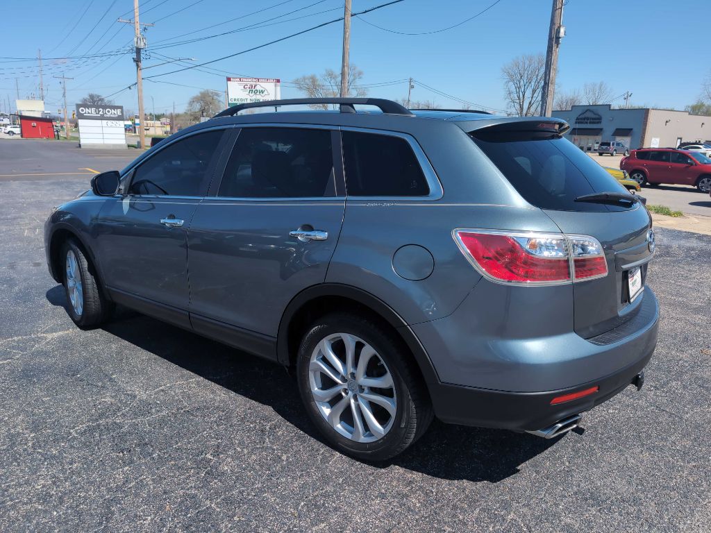 Photo 13 of this MAZDA CX-9