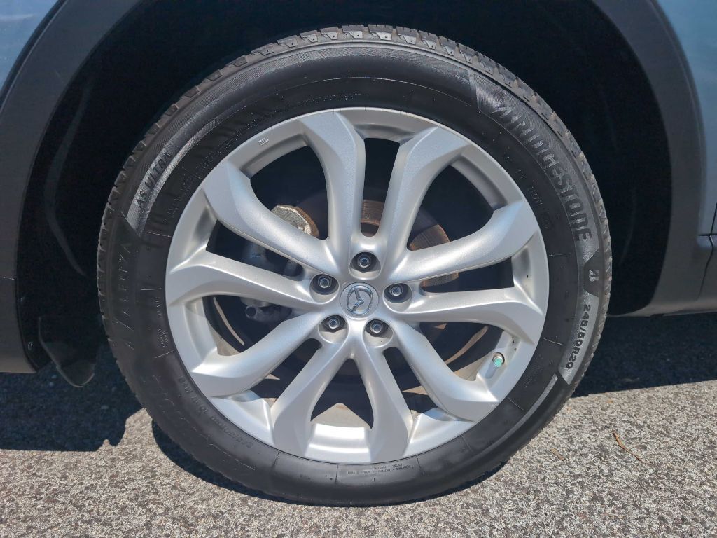 Photo 26 of this MAZDA CX-9