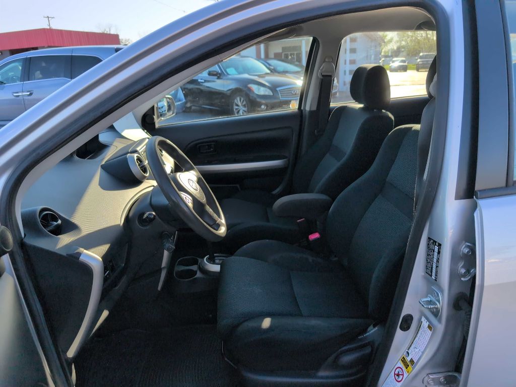 Photo 26 of this SCION XA