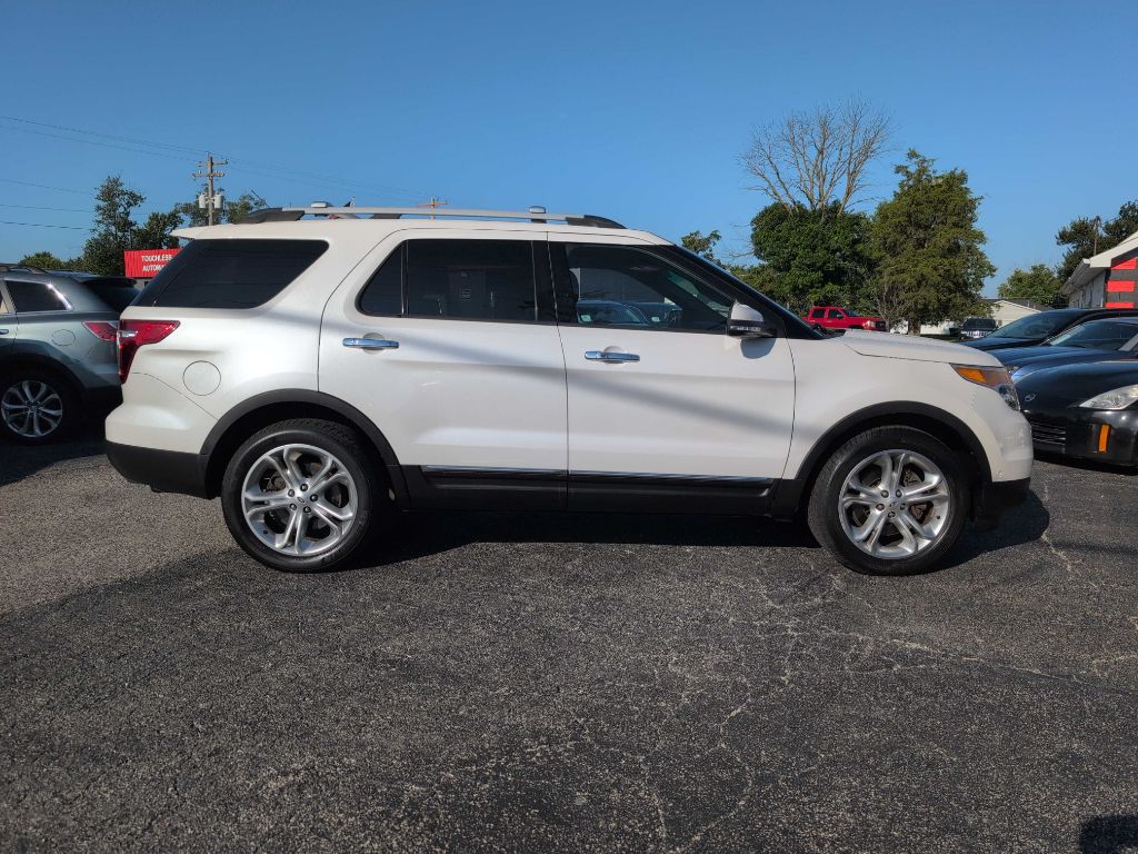 Photo 5 of this FORD EXPLORER