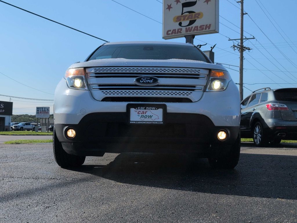 Photo 24 of this FORD EXPLORER