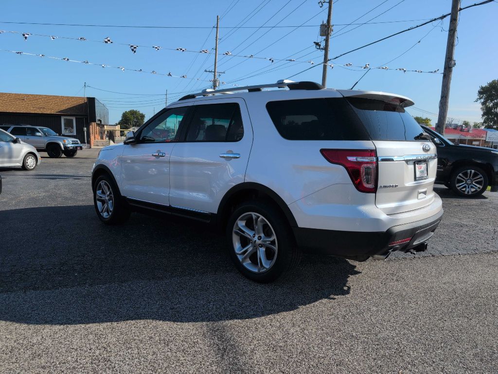 Photo 14 of this FORD EXPLORER