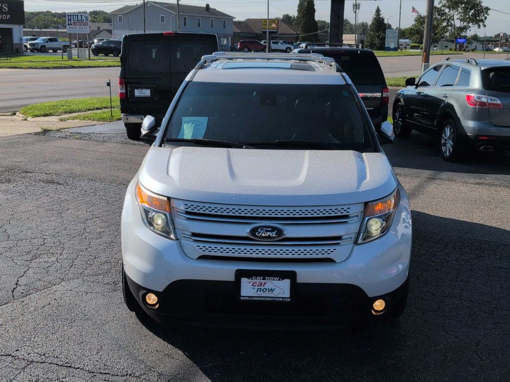 Photo 22 of this FORD EXPLORER