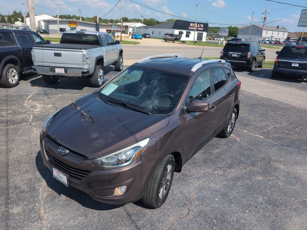 Photo 22 of this HYUNDAI TUCSON