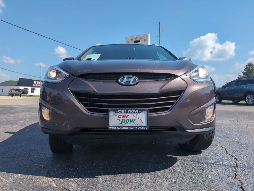 Photo 25 of this HYUNDAI TUCSON
