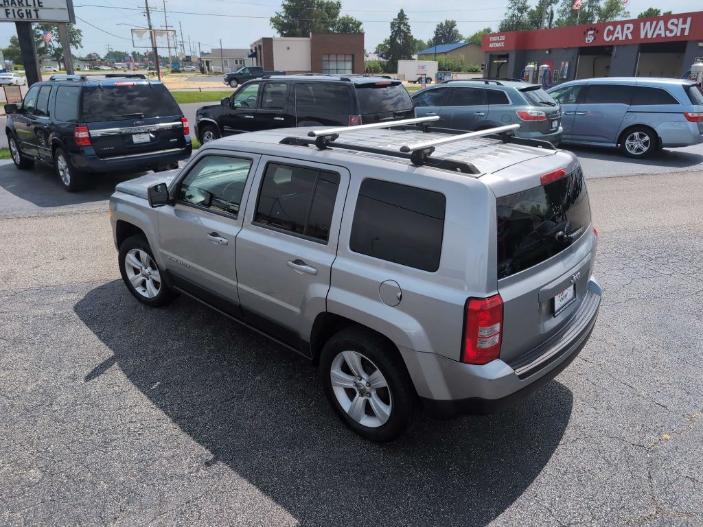 Photo 14 of this JEEP PATRIOT