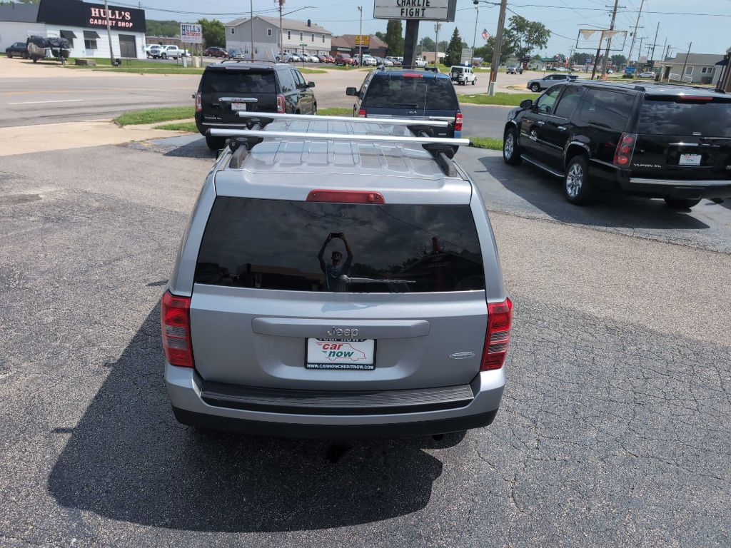 Photo 11 of this JEEP PATRIOT