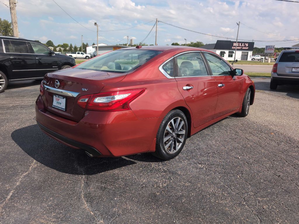 Photo 9 of this NISSAN ALTIMA