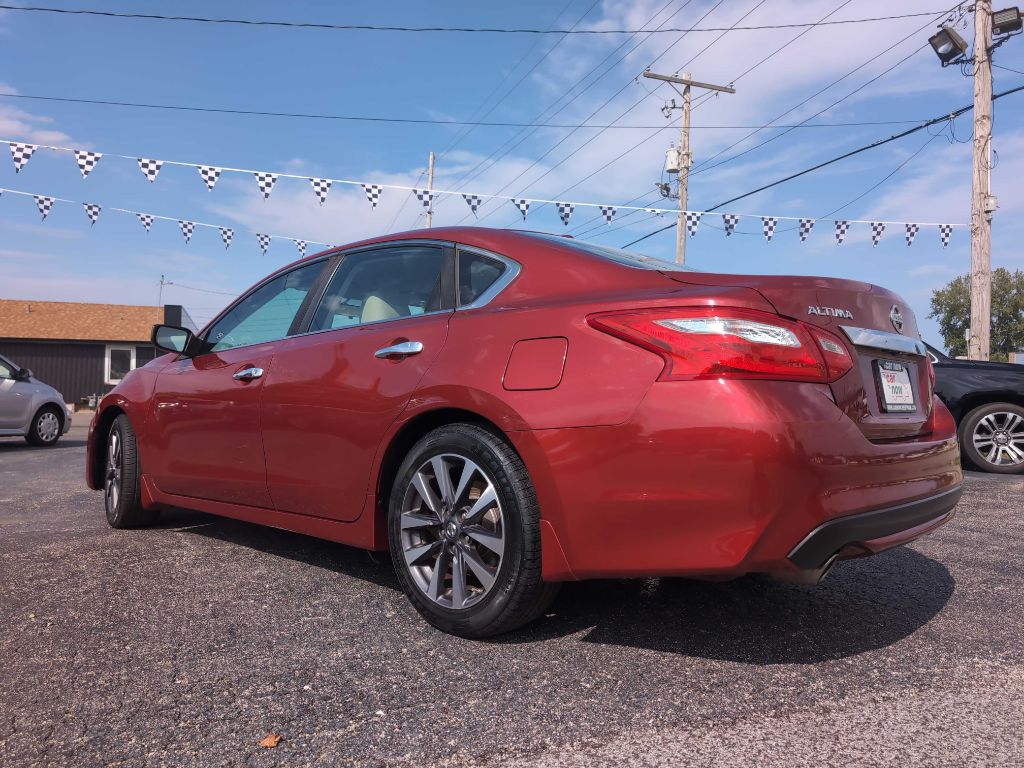 Photo 15 of this NISSAN ALTIMA