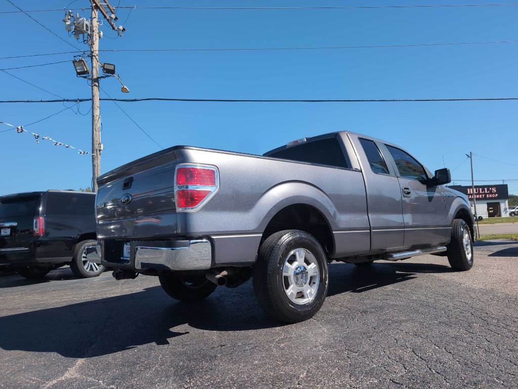 Photo 8 of this FORD F-150