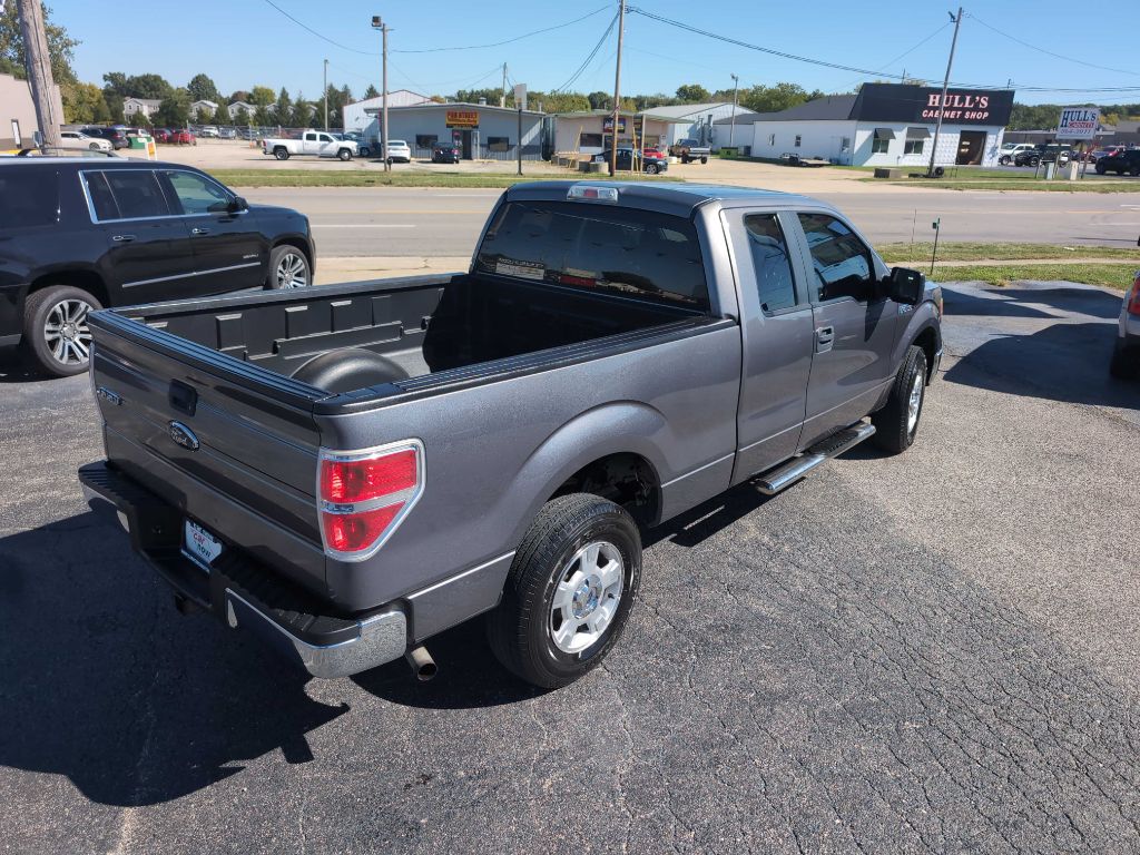 Photo 9 of this FORD F-150