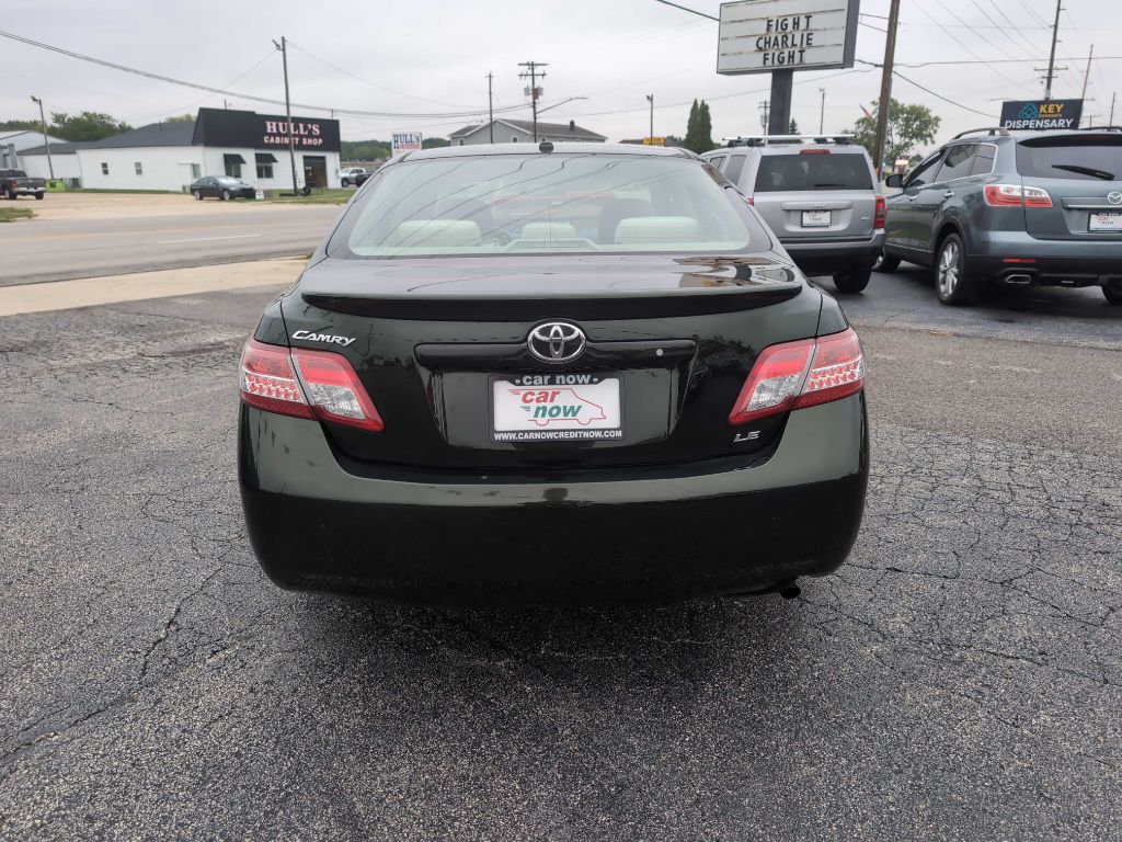 Photo 10 of this TOYOTA CAMRY
