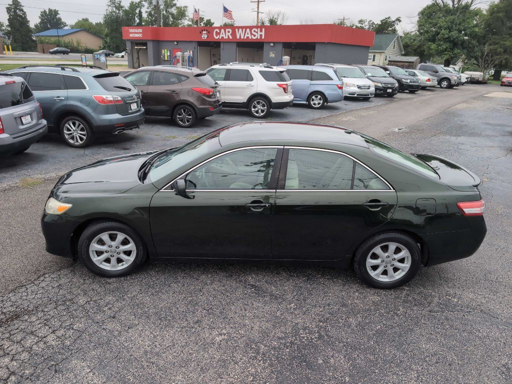 Photo 16 of this TOYOTA CAMRY