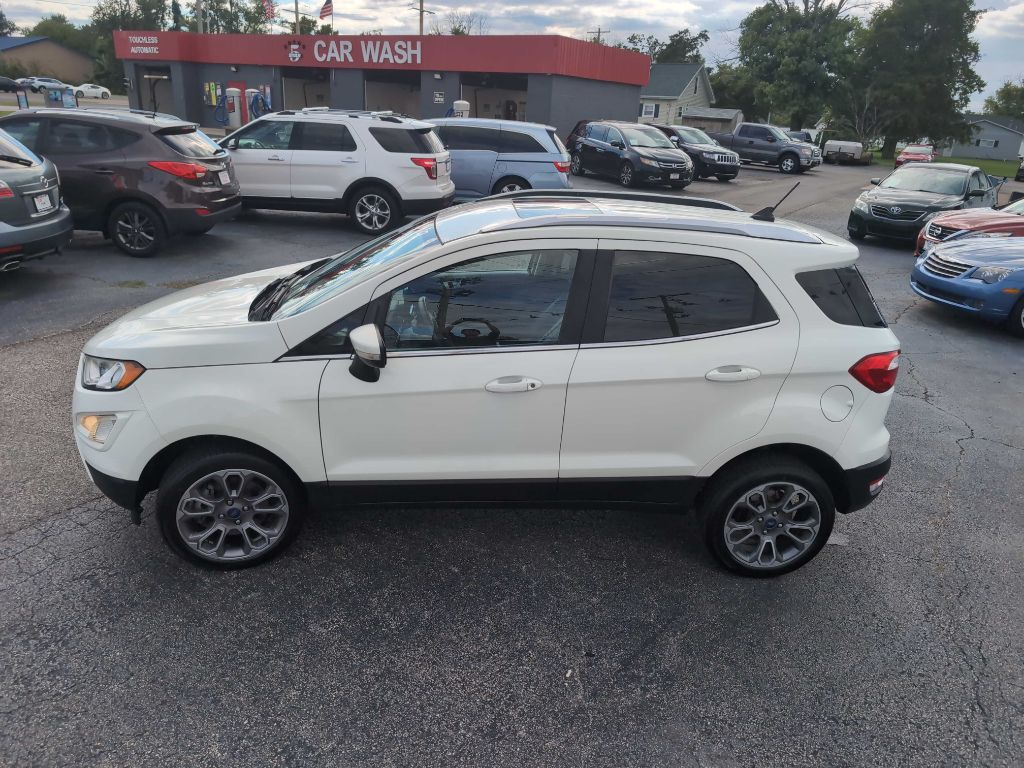 Photo 18 of this FORD ECOSPORT